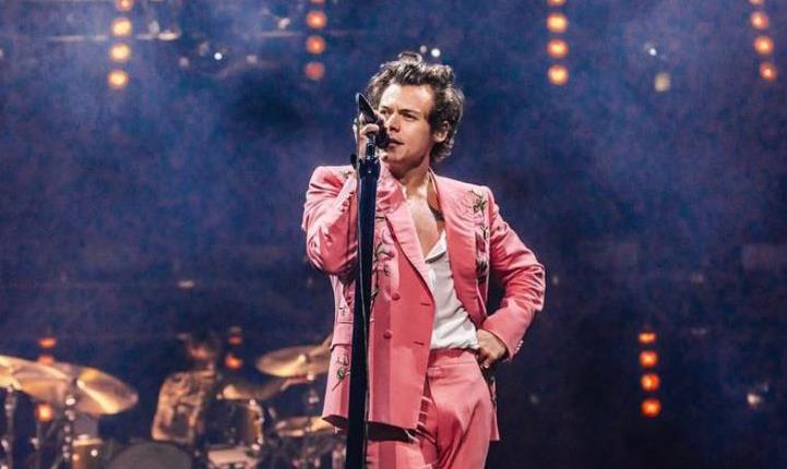 Harry Styles continúa rompiendo récords