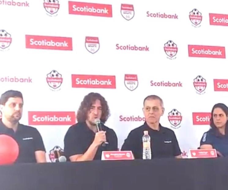 Elogia el histórico Puyol a Rafa Márquez