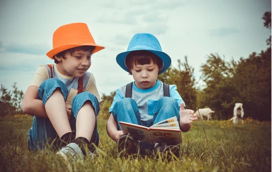 Tres historias mexicanas para niñas y niños curiosos