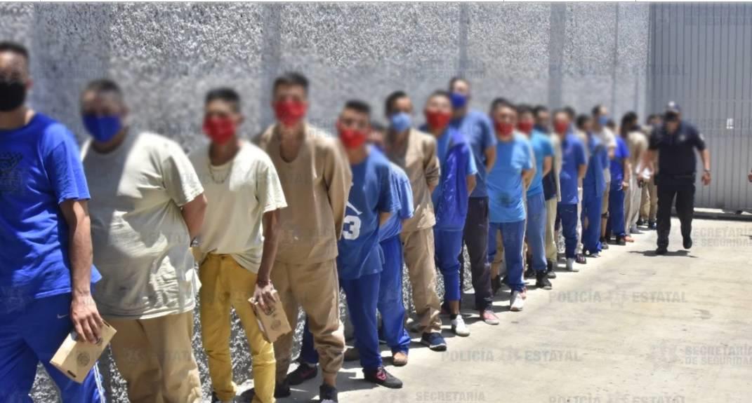 Salen 13 mil de penales saturados en Edomex