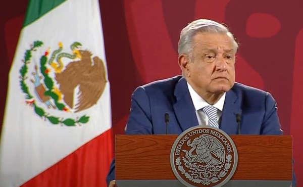 Cuestiona AMLO a quienes señalan al Ejército por Ayotzinapa
