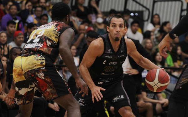 FR se pone 2-0 en playoffs