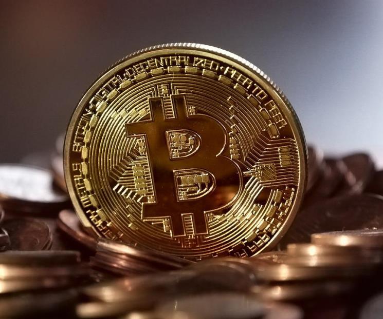 Va Interpol por fundador de criptomoneda