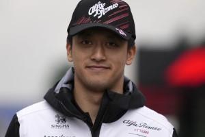 Seguirá Zou un año más en Alfa Romeo
