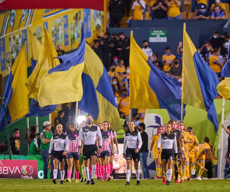 Se espera un lleno para el Clásico Regio Femenil