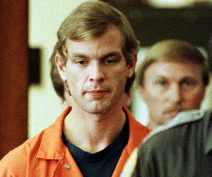 Familiares de víctimas de Dahmer no sabían de la serie