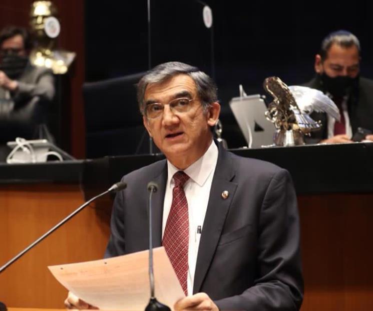 Solicita Villarreal licencia  nuevamente al Senado