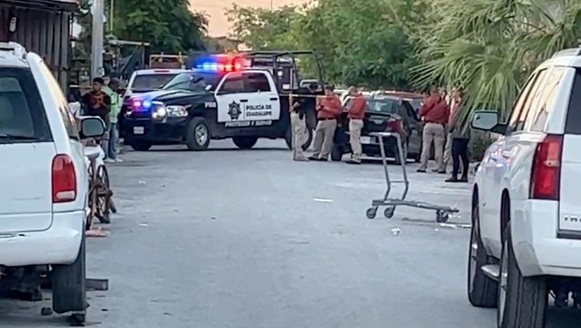 Sicario asesina a narcomenudista y luego la cubre con sábana