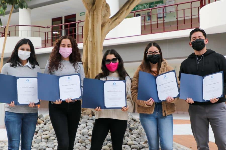 Alumnos Tec son reconocidos por proyecto en Data Analythics