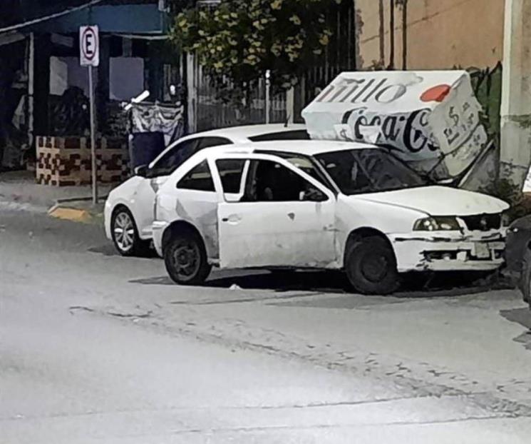 Ejecutan a hombre de vehículo a vehículo