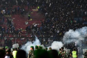 La gente se empujaba, se pisoteaba