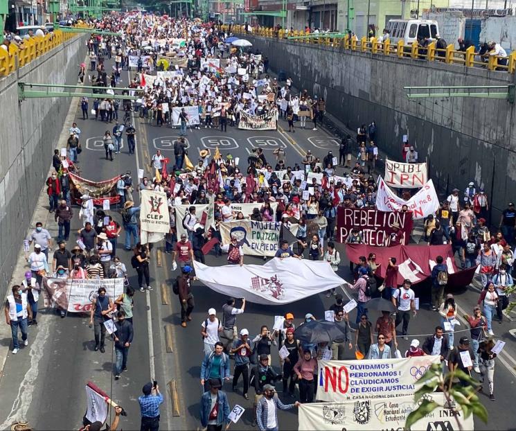 Marchan por el 2 de octubre  en CDMX
