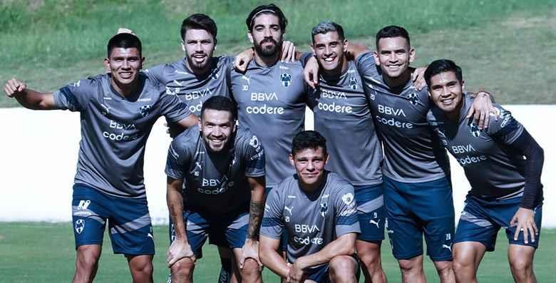 Descanso dominguero en Rayados