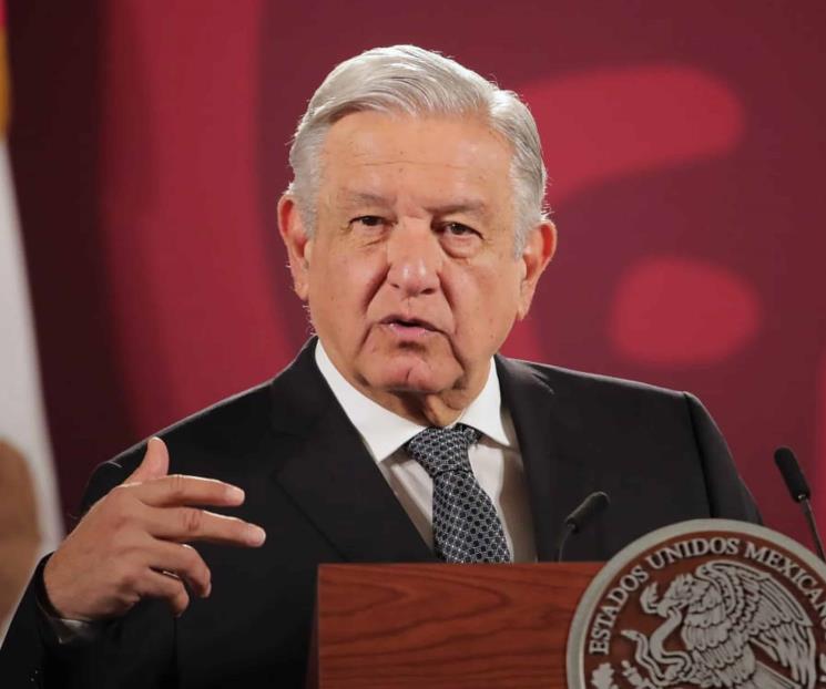 AMLO niega que se espíe a periodistas y opositores