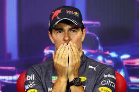Checo Pérez enfrentó a la prensa británica tras ganar