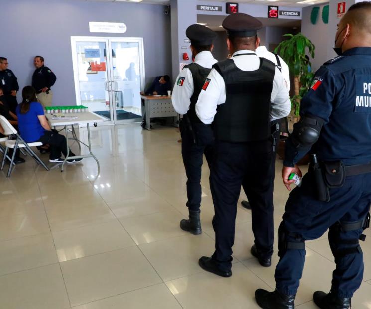 Realizan antidoping sorpresa a policías de Escobedo
