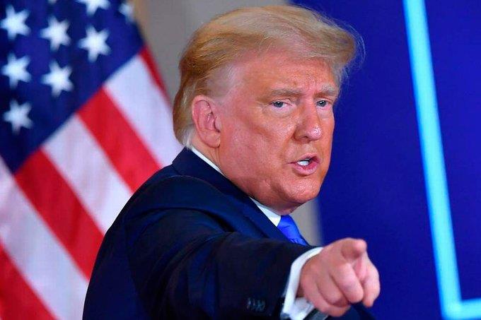 Pide Trump a Corte Suprema anular fallo sobre documentos