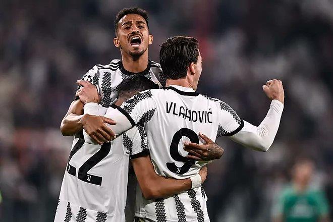 Consigue Juve primera victoria en Champions