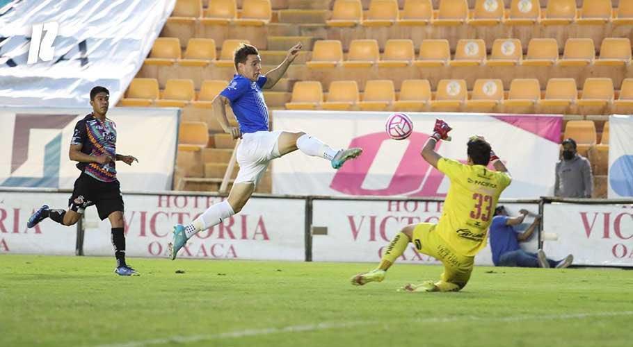 Ganan los Raya2 y siguen con sueño de alcanzar repesca