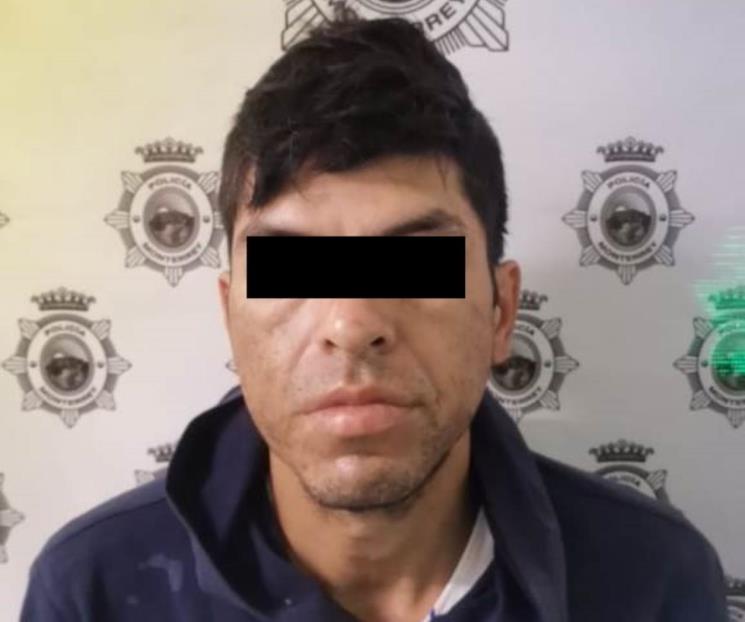 Cae por insultar a policías, tenía orden de aprehensión