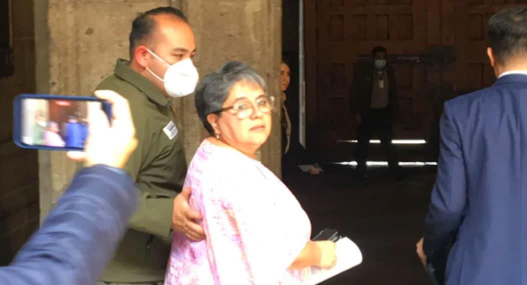 Raquel Buenrostro asiste a Palacio Nacional