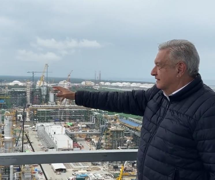 Refinería Dos Bocas lleva una inversión de 233 mmdp: AMLO