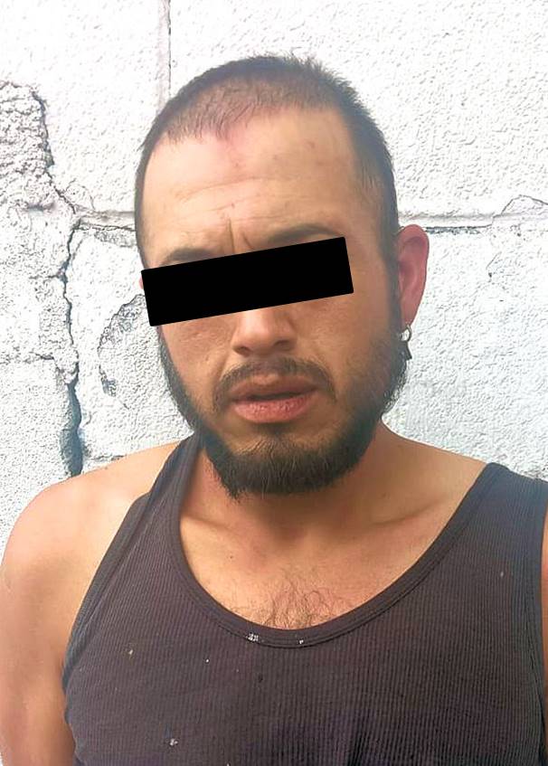 Portaba un arma hechiza, pero que estaba lista para ser accionada