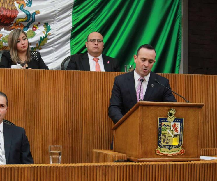 Recibe críticas, halagos e invitación a la unidad Recibe críticas, halagos e invitación a la unidad