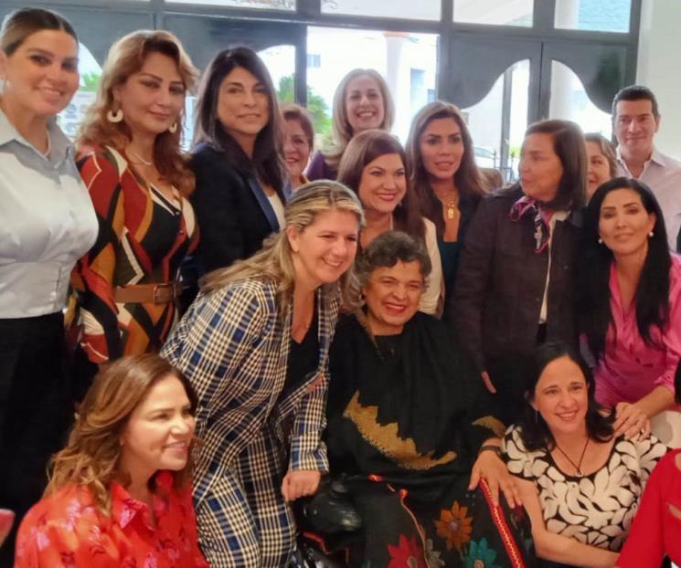 Se destapa Beatriz Paredes para la Presidencia