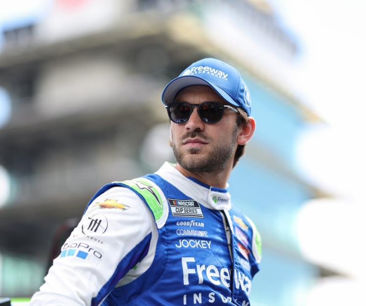 Queda eliminado Daniel Suárez de playoffs en Nascar