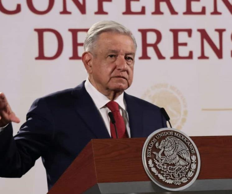 Sin pruebas libro del Rey del Cash: AMLO