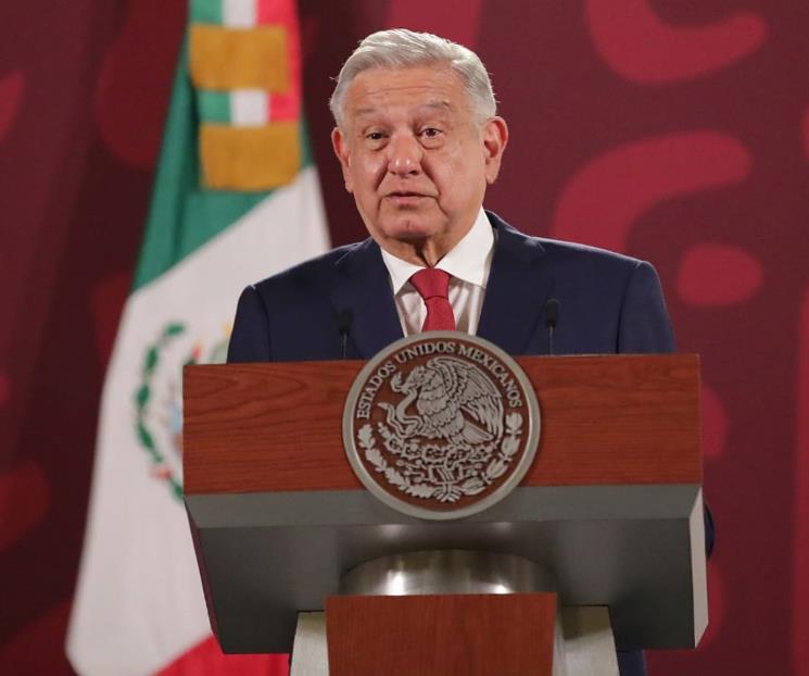 AMLO propone un debate sobre el 12 de octubre