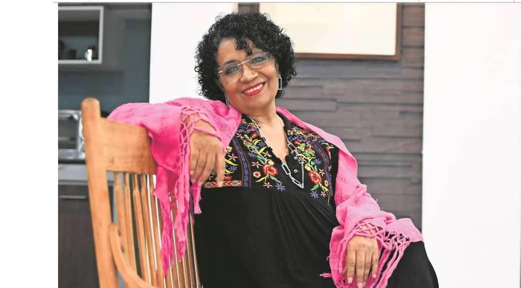 Malva Flores gana Premio Internacional Alfonso Reyes 2022