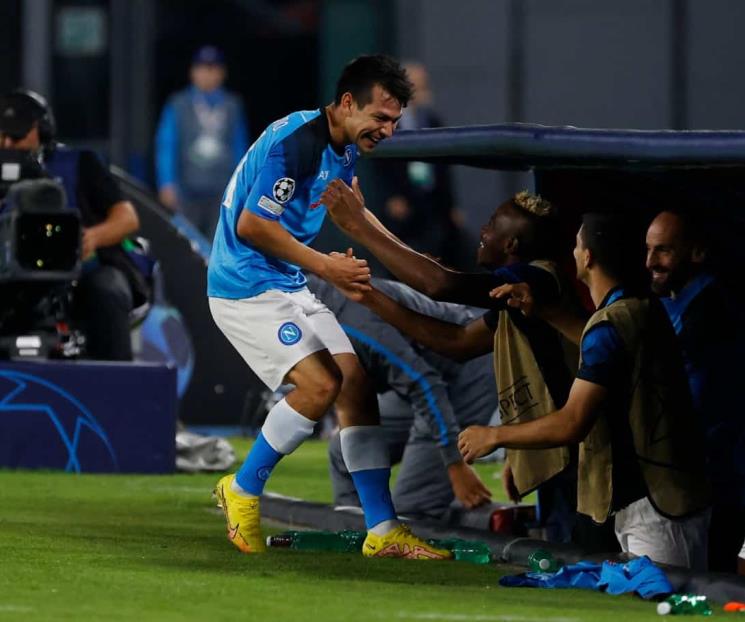 Colabora Lozano en pase del Nápoli