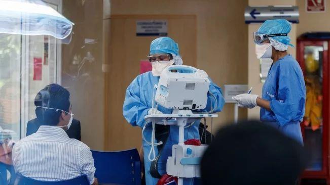 Aprueban reforma contra criminalización de médicos