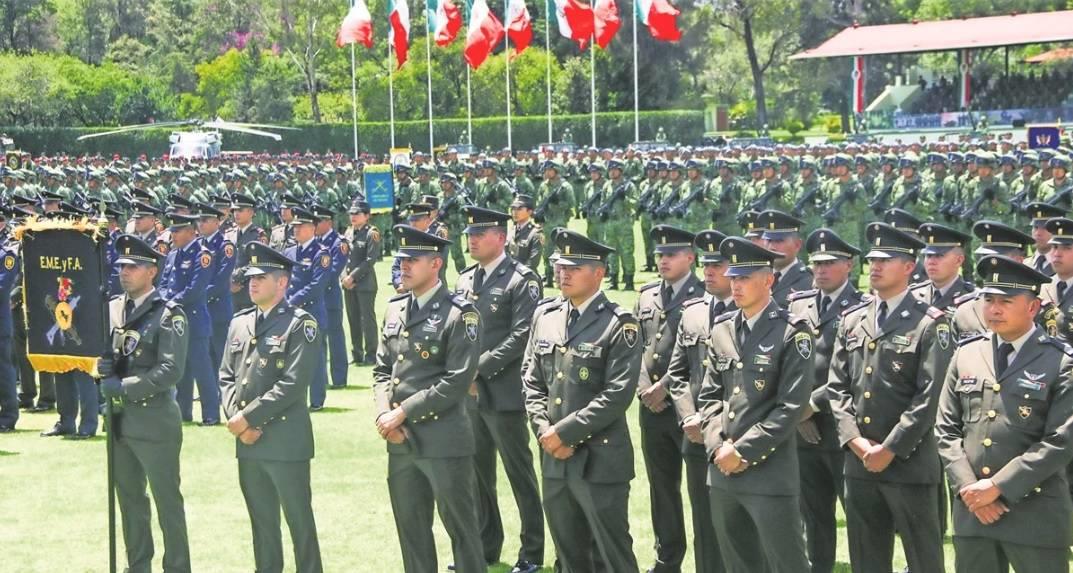 Ejército hace reformas y AMLO las presenta