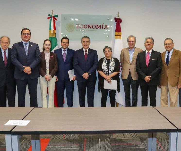 Tienen líderes empresariales reunión con Raquel Buenrostro