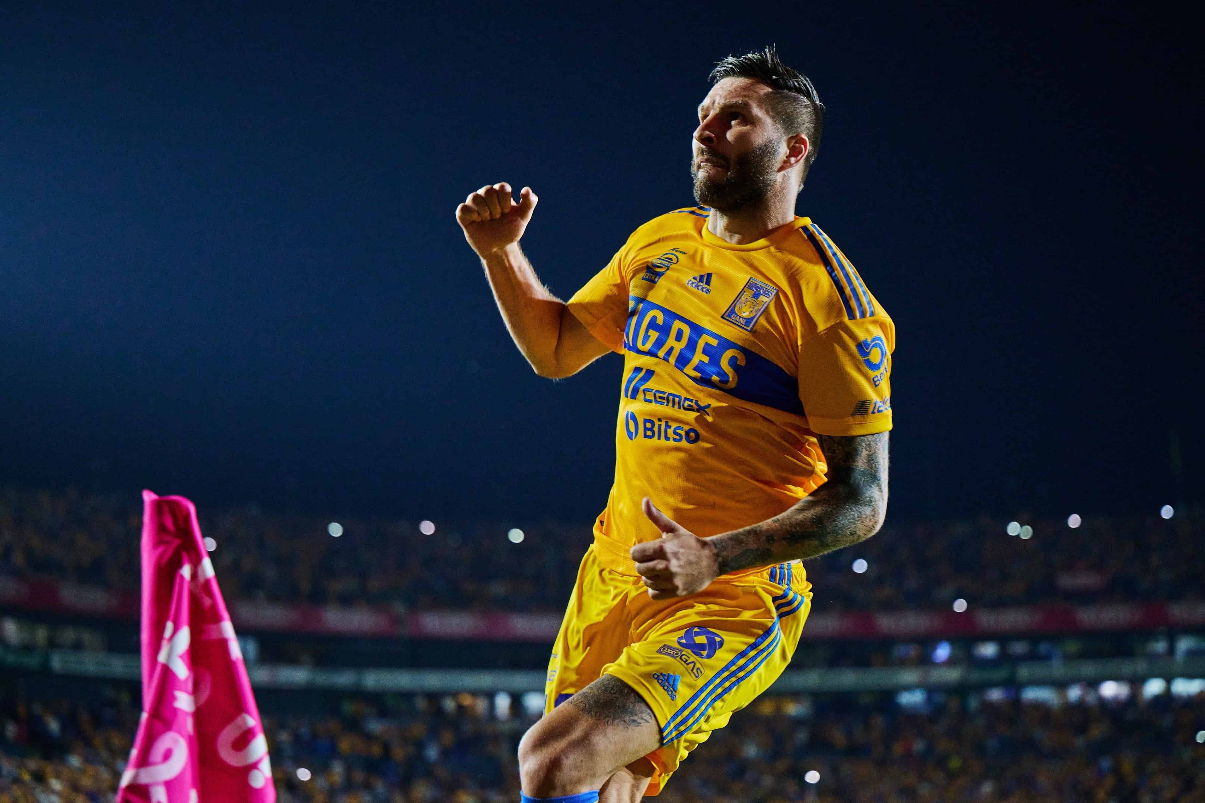 Gignac hace el 1-0 por la vía penal.