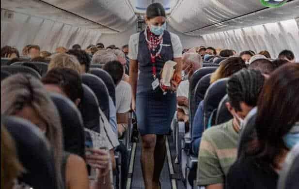Será opcional uso de cubrebocas durante vuelos