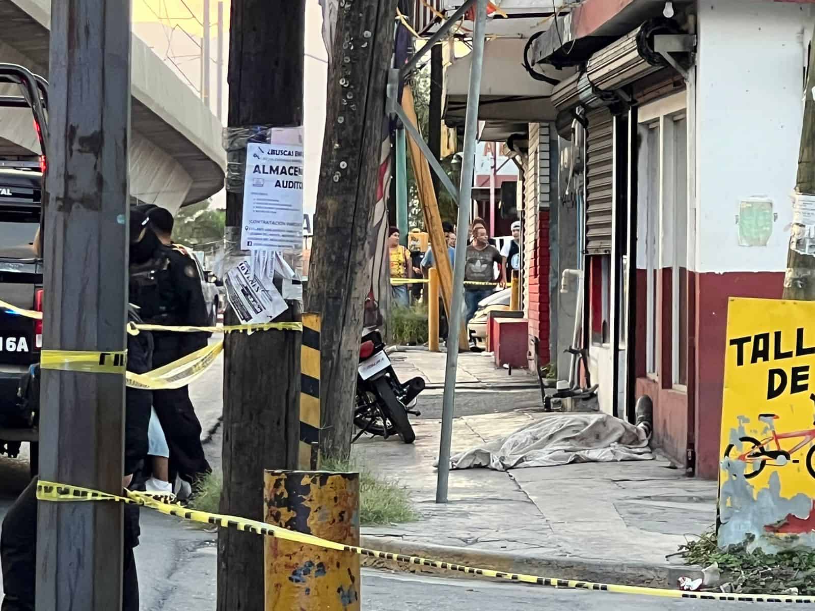 Un hombre fue ejecutado a balazos cuando se encontraba afuera de una barbería