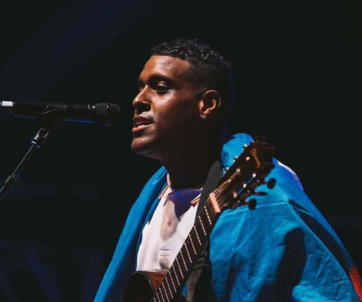 Cantante haitiano pierde la vida en pleno concierto en París