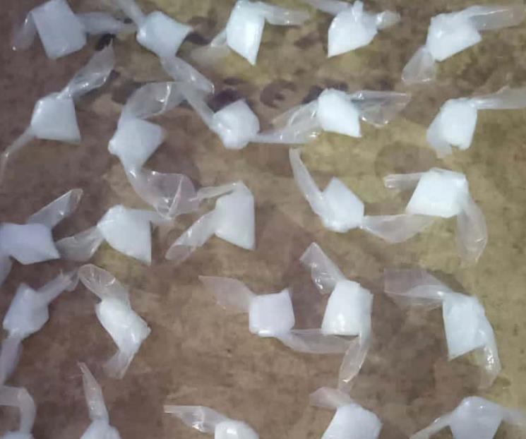 Discuten en la calle y los detienen con droga