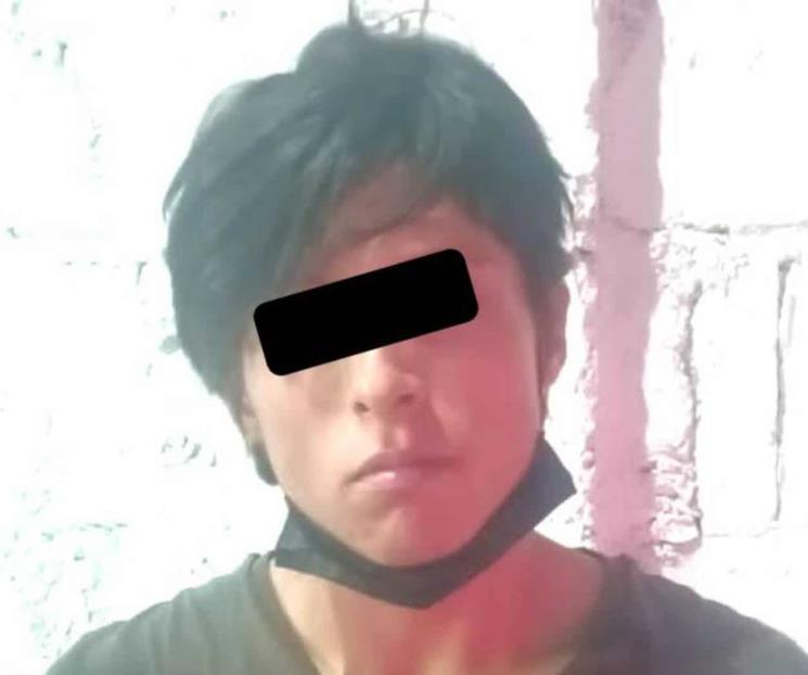 Portaba cargador de arma de fuego, lo detienen