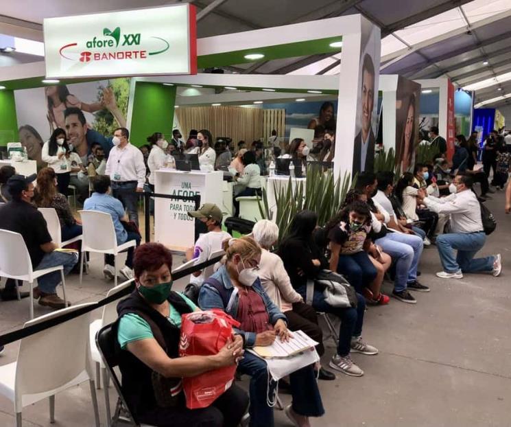 Abandonan 18 millones de mexicanos dinero en Afores