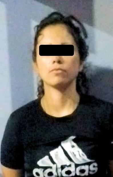 Llevaban 99 cartuchos hábiles dentro de un bolso de dama, dos hombres y una mujer que viajaban en un vehículo taxi de plataforma