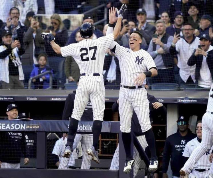 Avanzan Yanquis y jugarán vs Astros