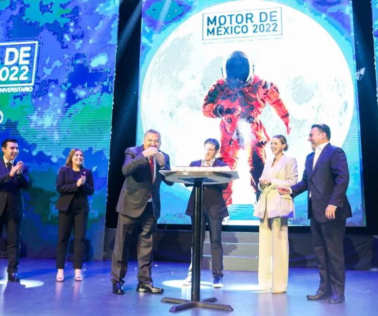 Invitan a estudiantes de la UANL a romper paradigmas