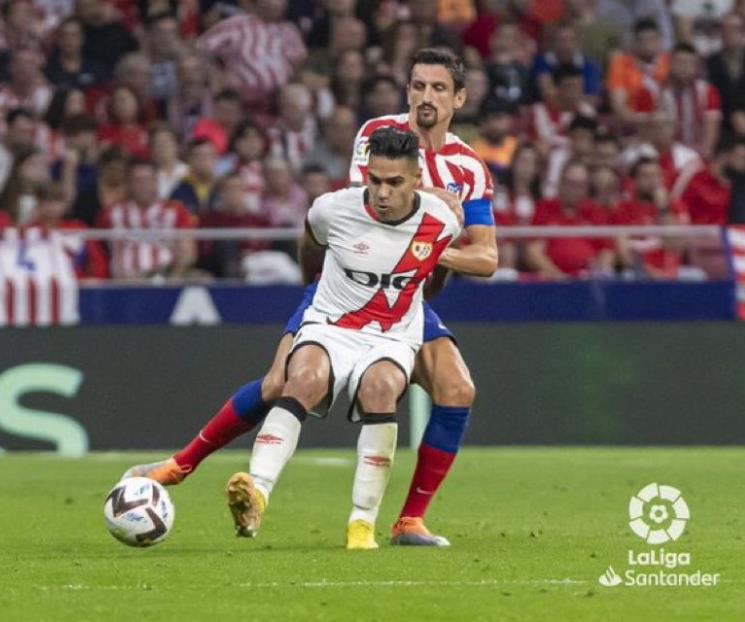 Le alcanza a Atlético solo para el empate con el Vallecano