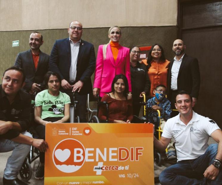 Arrecian labores de entrega de tarjetas BeneDIF en SC