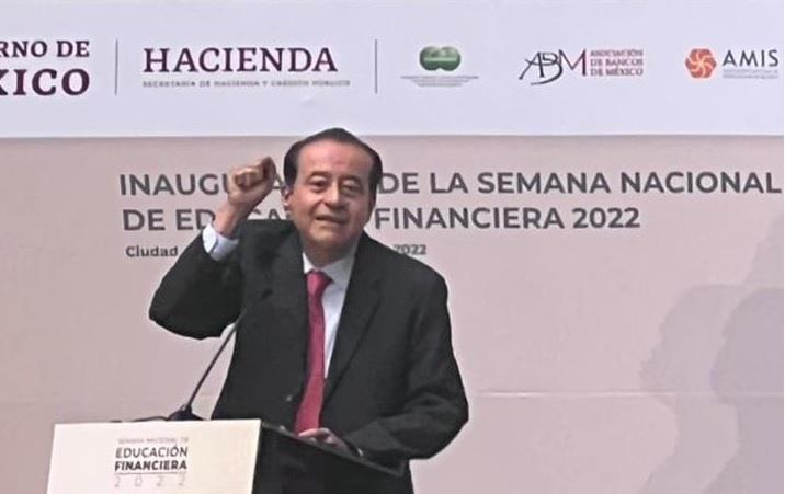 México tiene un problema de salud financiera: Condusef